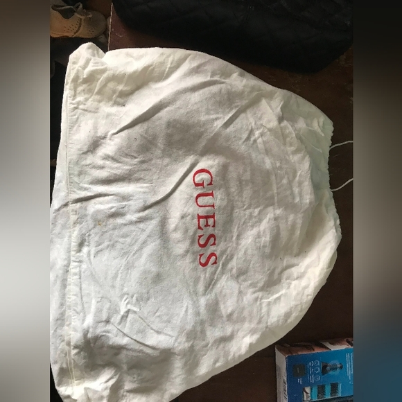 Retro guess purse - Picture 4 of 4